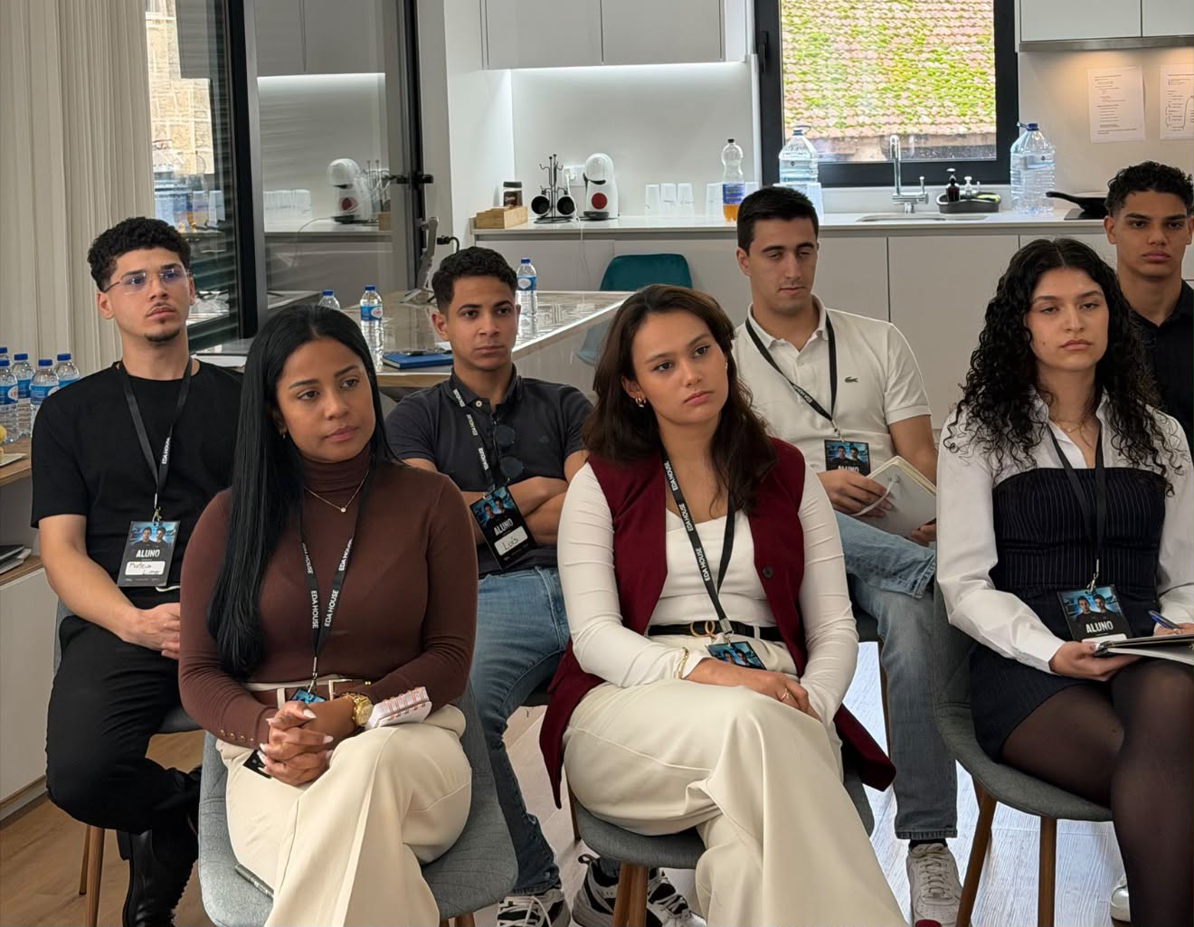 Alunos da EDA em aula presencial em Portugal